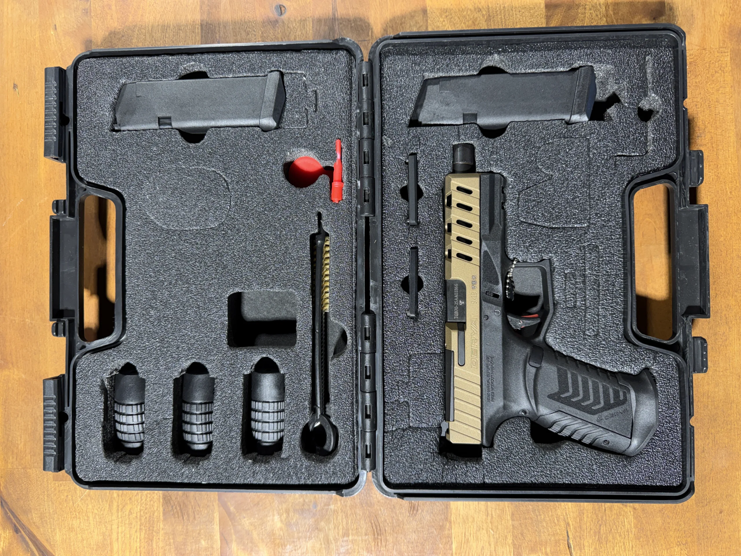 Derya DY-9 Optic ready Cerakote CB, frézovaný závěr předváděcí - Obrázek 4