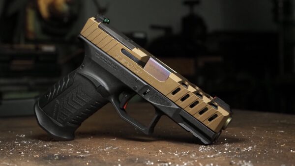 Derya DY-9 Optic ready Cerakote CB, frézovaný závěr - Image 2