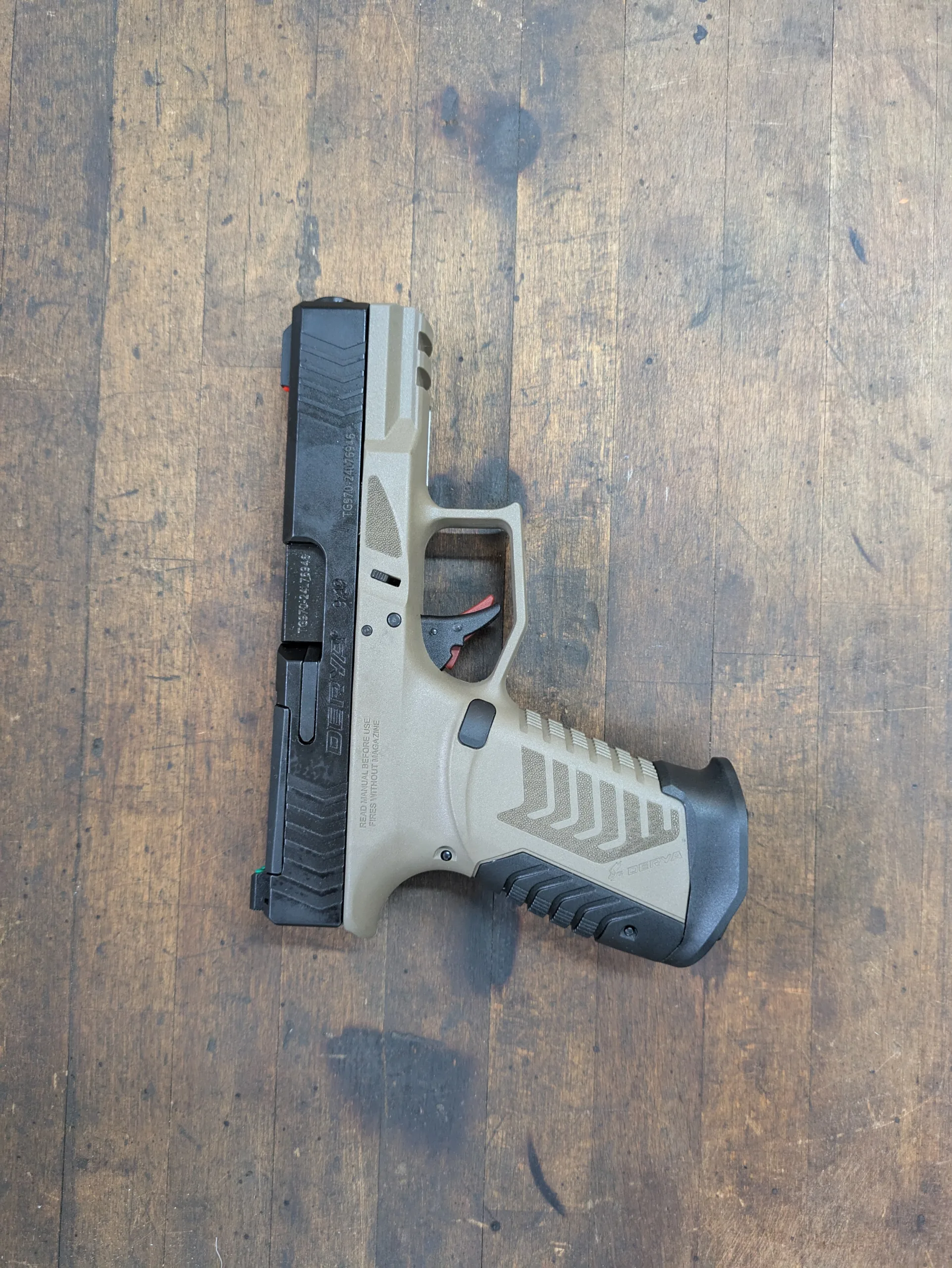 Derya DY-9 Optic ready Coyote Brown - Obrázek 3